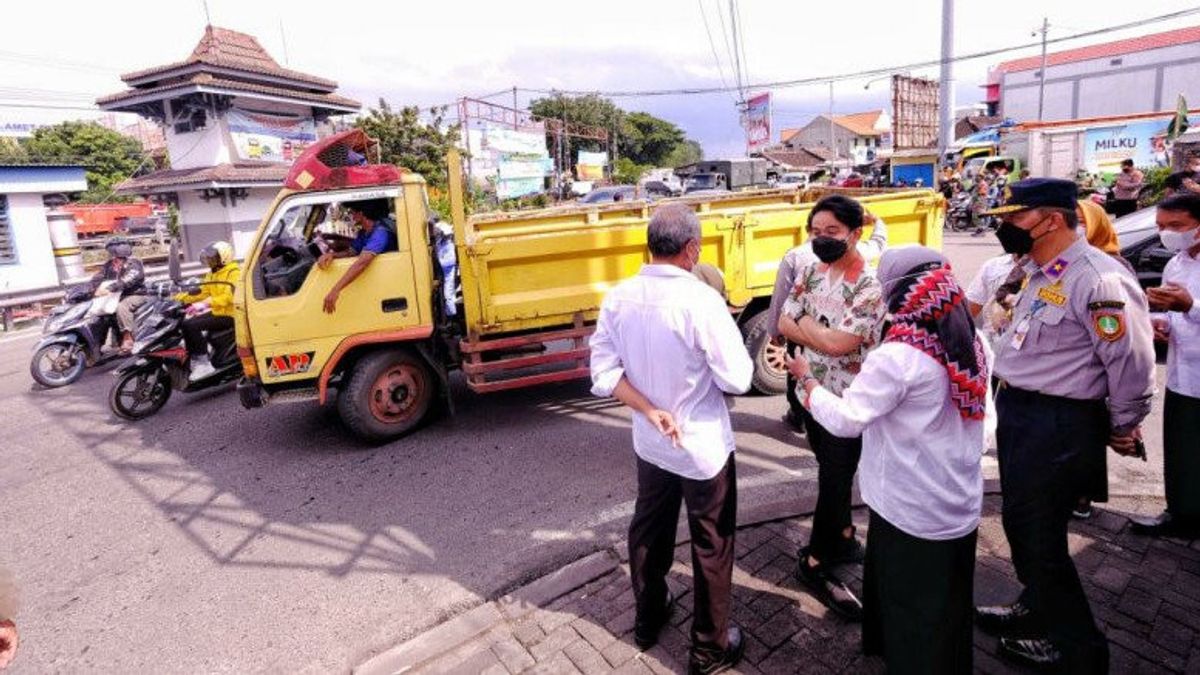 Wali Kota Solo Gibran <i>Blusukan</i> Akhir Pekan, Matangkan Rencana Pembangunan Rel Layang