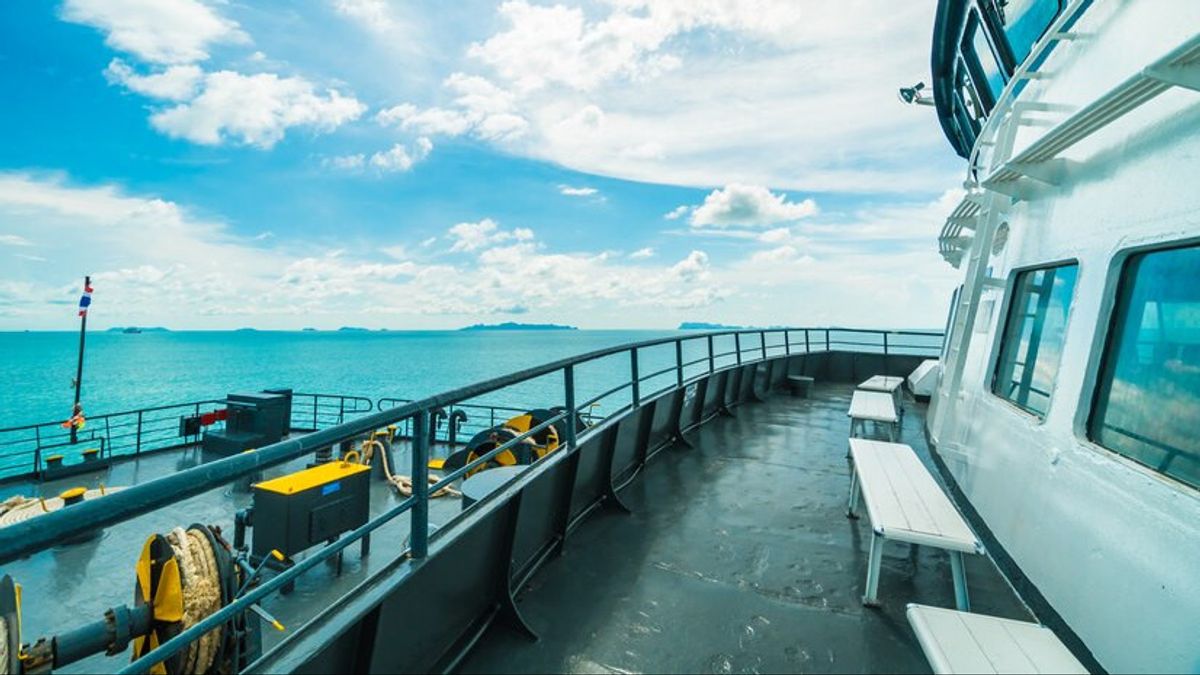 Cara Mengatasi Mabuk Laut Agar Perjalanan Menyenangkan