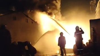水的一家小工具仓库被烧毁,六人受伤