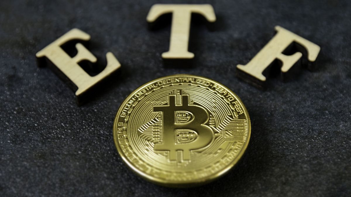 SEC Minta BlackRock Cs Merevisi Proposal ETF Bitcoin Spot Paling Lambat 29 Desember  