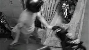 Debt Collector Tarik Kendaraan di Jalan Sama Saja dengan Begal