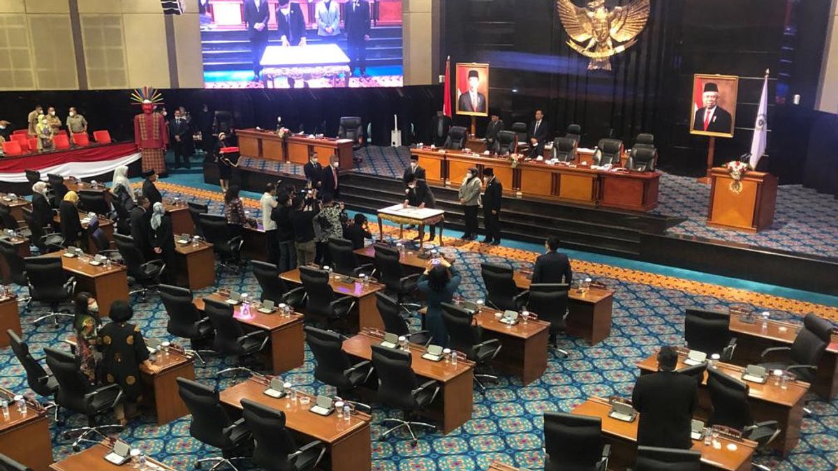 PKS Calls For Rejecting The Increase In Fuel At The Budget Plenary Meeting Of The DKI DPRD, PDIP Gusar