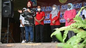 Berita Sleman: Perwosi Sleman Sosialisasikan Senam Sleman Bangkit