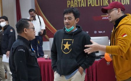 Partai Ummat Klarifikasi Bendera di Masjid, Waketum: Bukan Kampanye, Cuma Sujud Syukur Lolos di Pemilu 2024