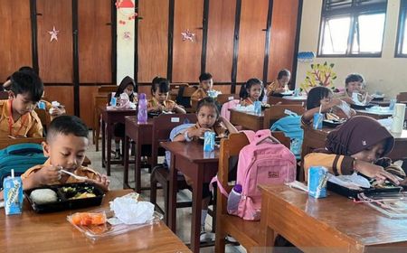 Sejumlah Sekolah di Solo Mulai Uji Coba Makan Bergizi Gratis, Ini Deretan Menunya