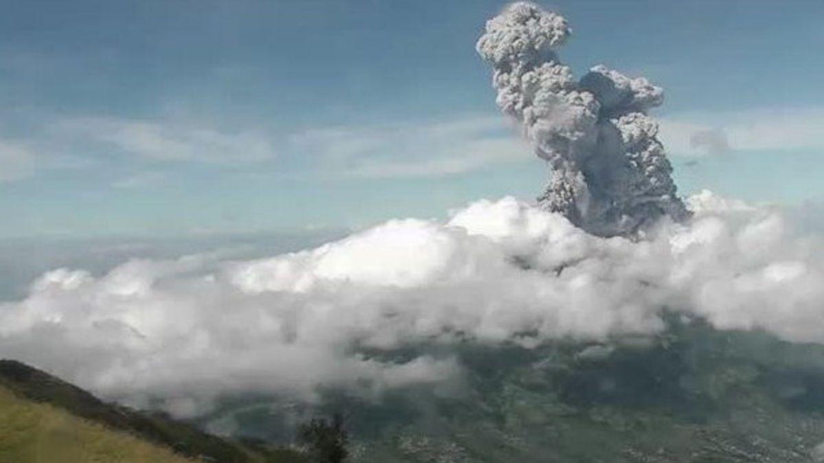 Mount Merapi Erupts Again