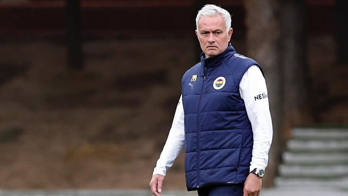 Jose Mourinho Bantah Hengkang dari Fenerbahce untuk Latih Tim Nasional Portugal