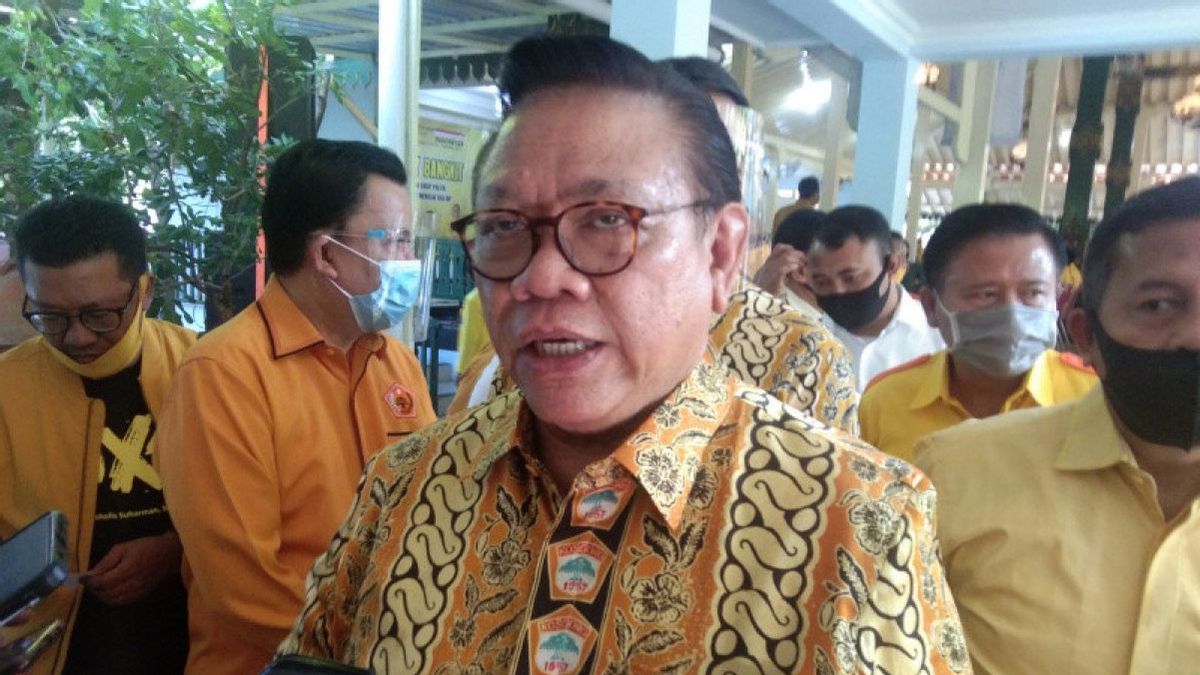 Agung Laksono on Airlangga's Resignation from Golkar Chairmanship: I Have Heard