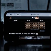 Pornhub Hapus Jutaan Video dari 13,5 Juta Kini Tinggal 5,6 Juta, Kenapa?