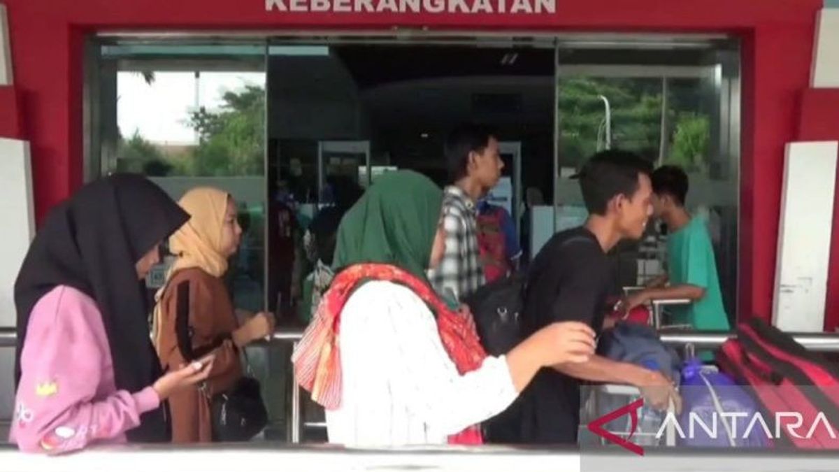 Christmas-New Year Holiday, Passenger Flow At Tanjung Perak Port, Surabaya Increases 20 Percent