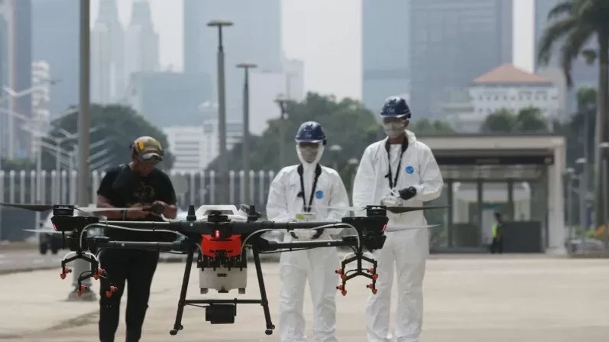 Warga DKI Kepergok Drone Buang Sampah Sembarangan Didenda, Gerindra Minta Lokasi Pantauan Diperluas 