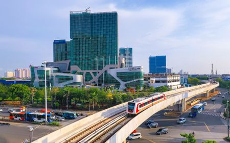 Kabar Gembira, Malam Tahun Baru LRT Jakarta Tambah Jam Operasi