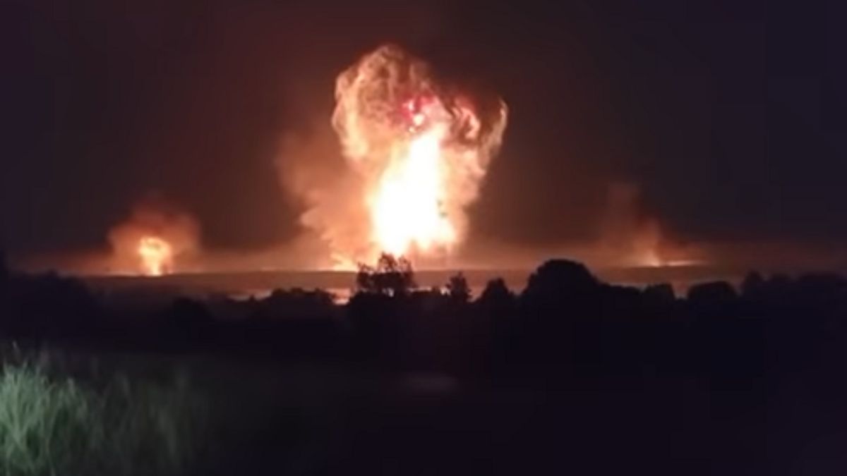 L’attaque ukrainienne déclenche une explosion tchèque dans un arsenal russe d’armes Tver