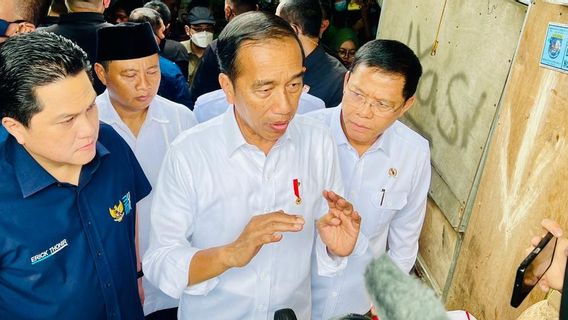 Avant Noël et le Nouvel An, Jokowi rappelle que le prix du chili ne atteint pas 100 000 roupies par kg