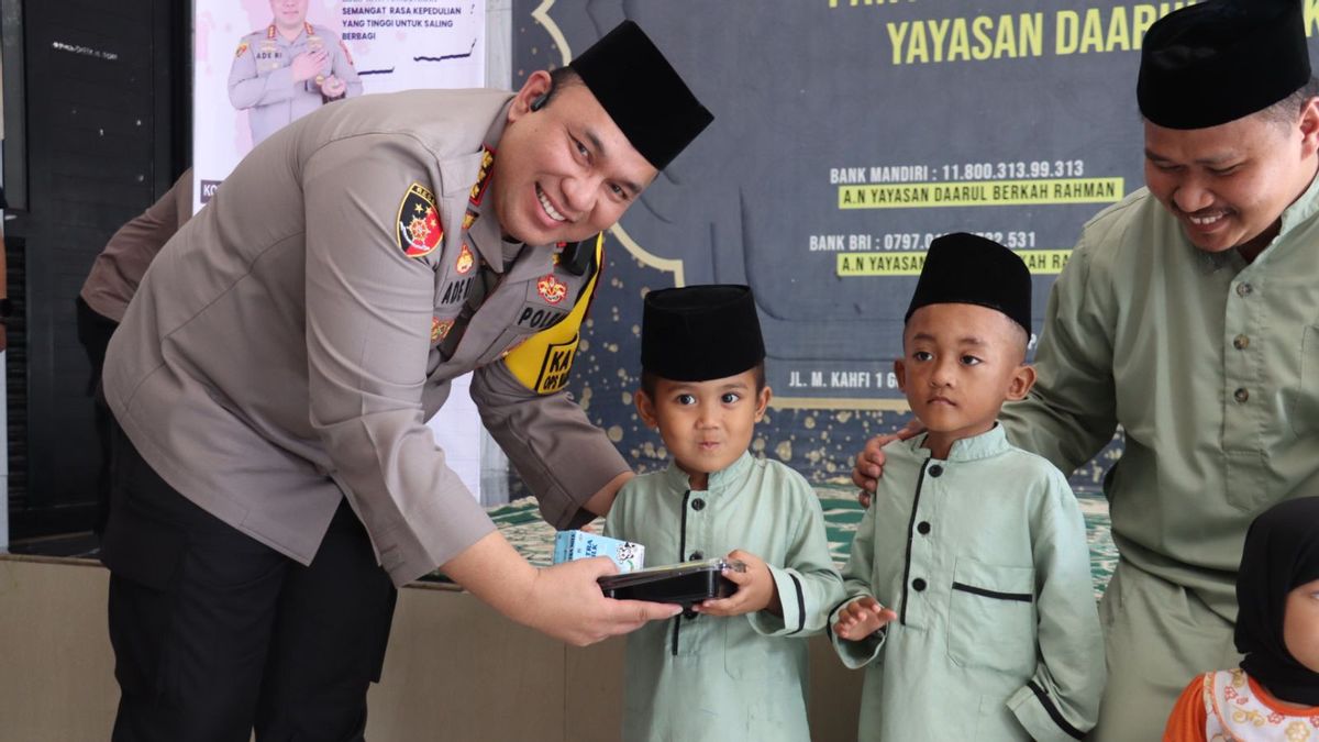 South Jakarta Metro Police Supports Free Nutrition Eating Program For Children