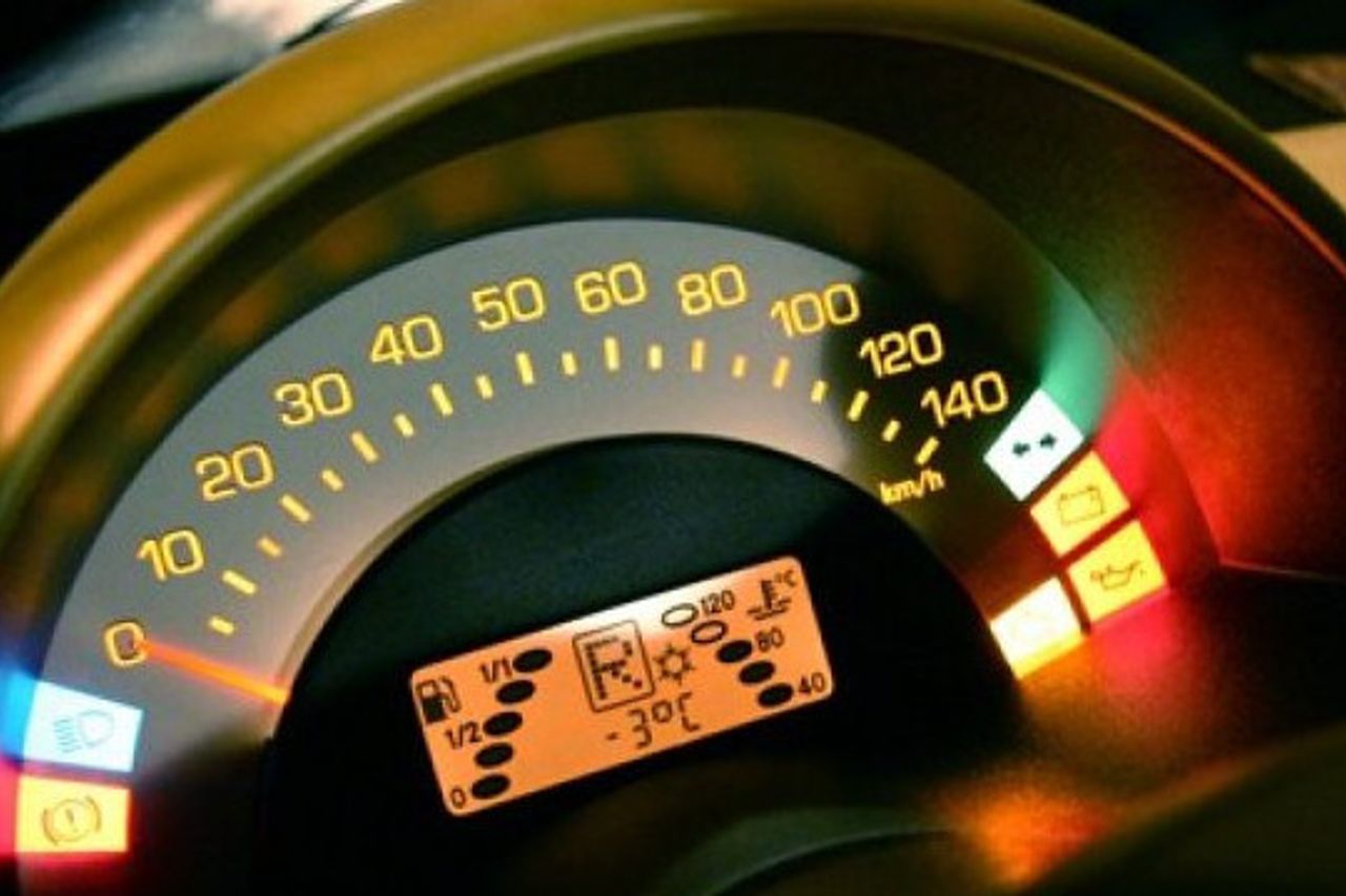 初心者のための重要な車の学習のヒントは、ここに注意を払うことがあります