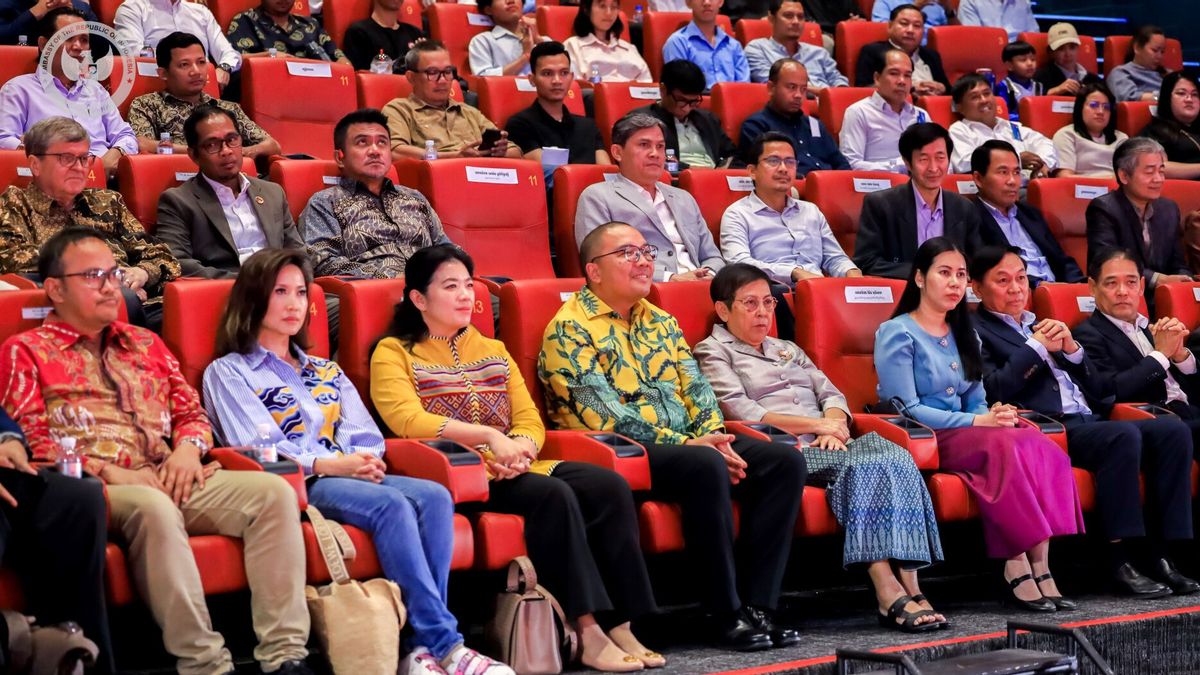 Pererat Persahabatan hingga Kemitraan RI-Kamboja, KBRI Phnom Penh Gelar Nobar Boundless Love