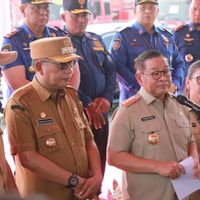 Buruh Demo Tolak UMP 2026, Pramono Minta Jaga Kondusifitas  