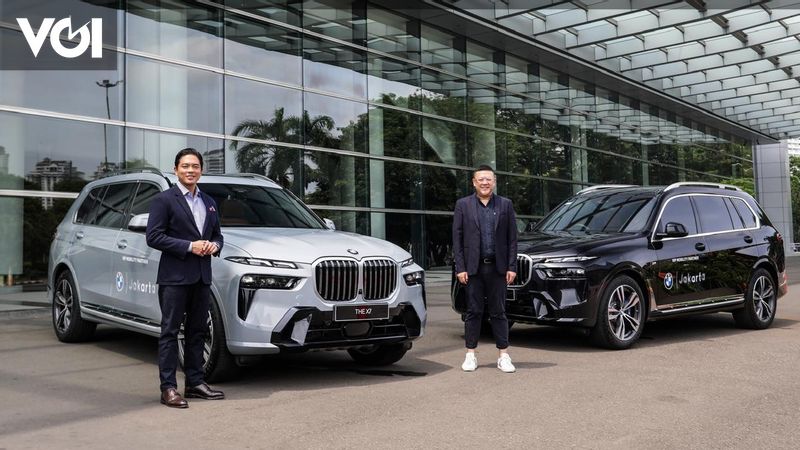 BMW Indonesia turut mendukung Jakarta Art Event 2024 dengan menghadirkan kedua model tersebut