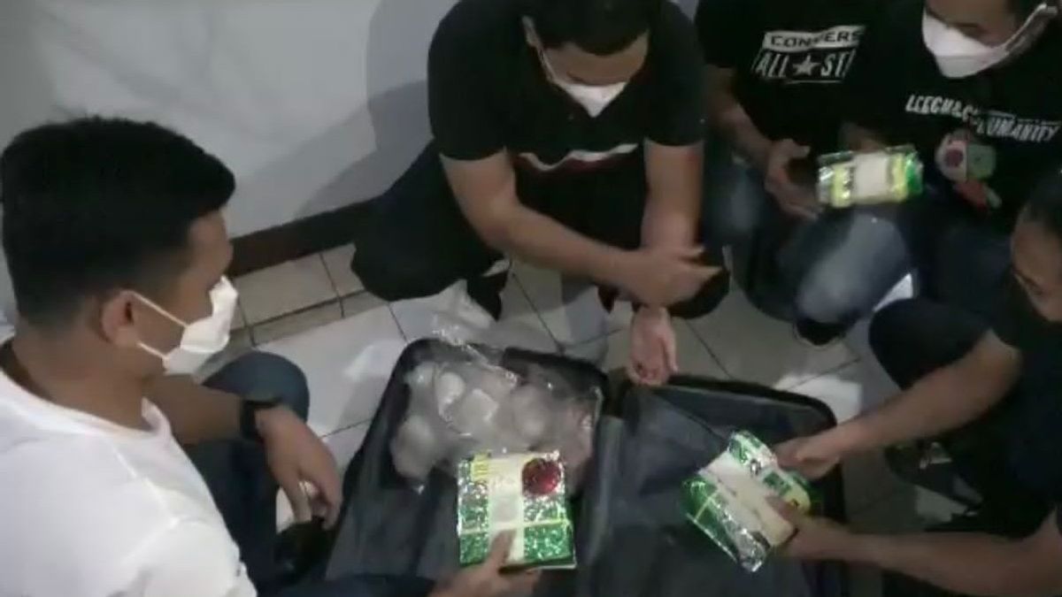 One Month Of Operation, Officers Get 5,200 Grams Of Shabu And 27 Grams Of Cannabis In Two Drug-Prone Villages In West Jakarta