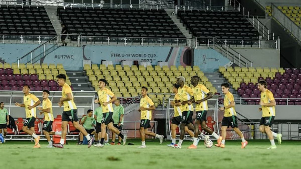 Liga 1 2024/2025: Persita vs Persik et Persis vs Persebaya