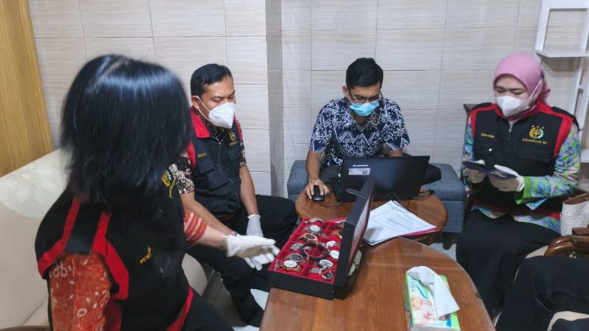 Investigate Internet Bandwidth Corruption And DRC Rental, DIY Prosecutor's Office Searches The House Of Ex-Kadis Kominfo Sleman