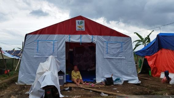 Cianjur摂政政府は住民に建設する仮設住宅への移動を求めています