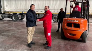 After a 34 Hour Journey Past Snow Storms and Damaged Roads, Indonesian Humanitarian Aid Arrives in Gaziantep, Turkey