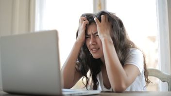 Immediately Overcome, Stress Can Trigger The Emergence Of Dredging In The Face