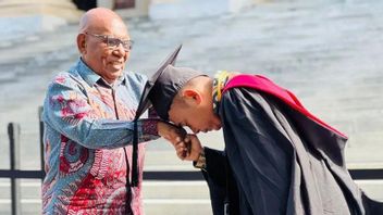 빌리 맘브라사르, LPDP 장학금에서 물러서고, 인도네시아를 계속 건설하기 위해 독립적 인 연구를 선택하다