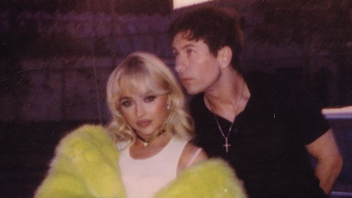 Fokus Karier Masing-Masing, Barry Keoghan dan Sabrina Carpenter Disebut Putus