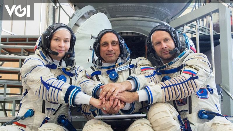 Russia Sends Director and Actors to Film The Challenge in Space