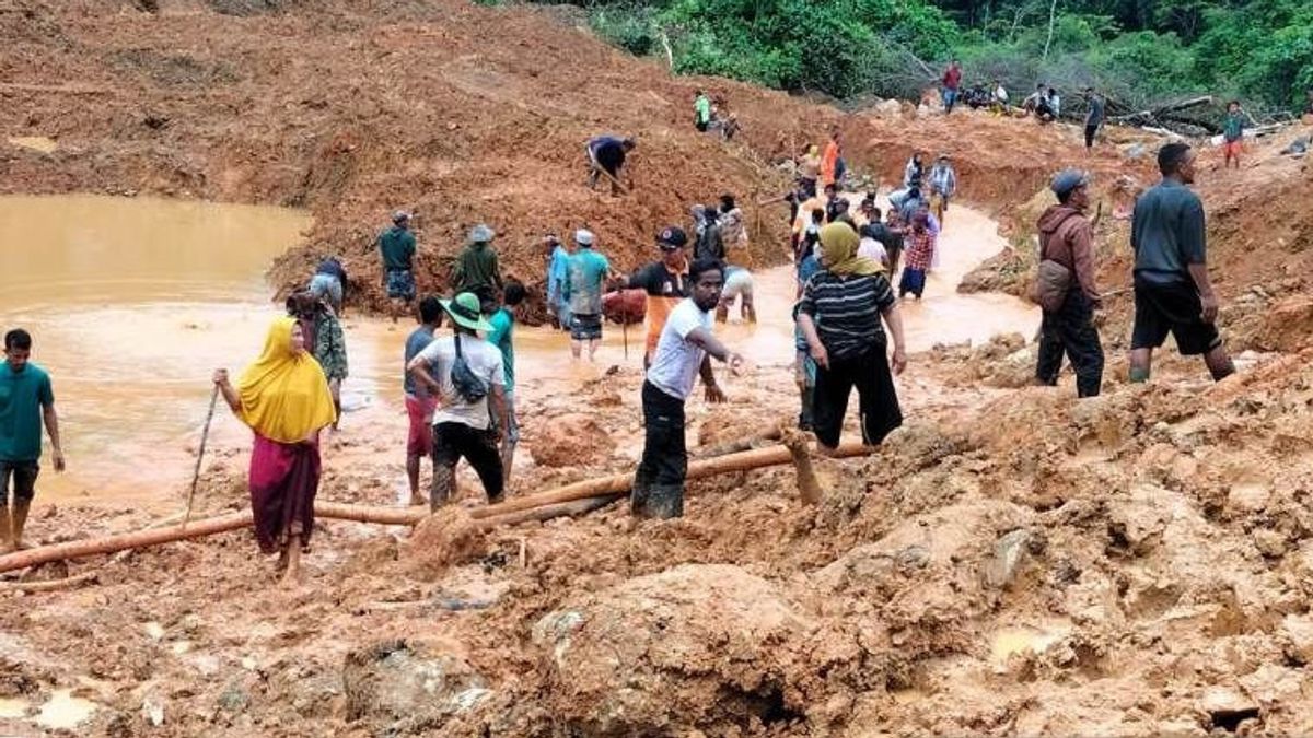 Keuchik yang Tertimbun Longsor Belum juga Ditemukan, BPBD Kerahkan 6 Alat Berat