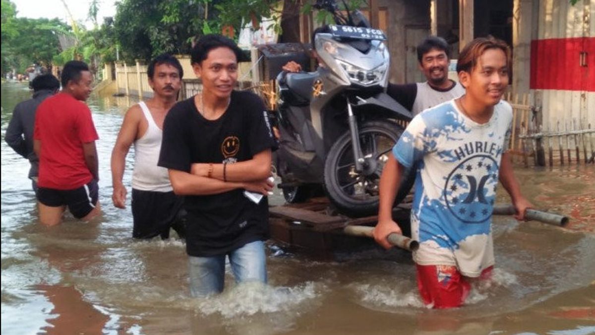 Alert, 21 Of 23 Sub-districts In Bekasi Regency Are Prone To Flooding