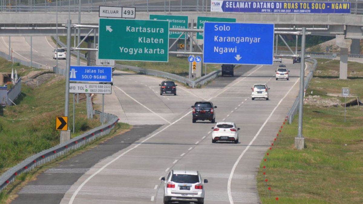A Total Of 55 Thousand Vehicles Pass The Functional Path Of The Jogja-Solo Toll Road During The 2023 Christmas Holiday