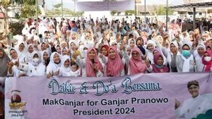 Ratusan Emak-emak di Rancaekek Bandung Doakan Ganjar Pranowo jadi Capres