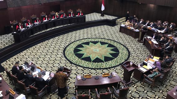 At The Constitutional Court Session, Acting Mayor Of Bekasi Clarified ASN Pamer Jersey Number 2