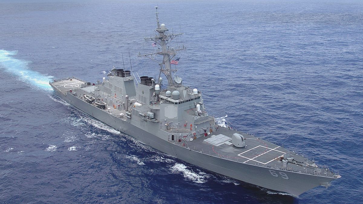 Kapal Perusak Rudalnya Berlayar Dekat Pulau Buatan Vital Tiongkok di Laut China Selatan, AL Amerika: Tidak Berhak Atas Laut Teritorial