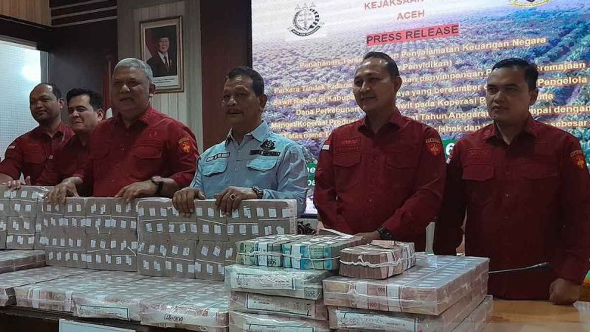 Korupsi Sawit Rakyat, Kejati Aceh Sita Uang Rp17 Miliar, Tahan Eks Anggota DPRK dan Pejabat