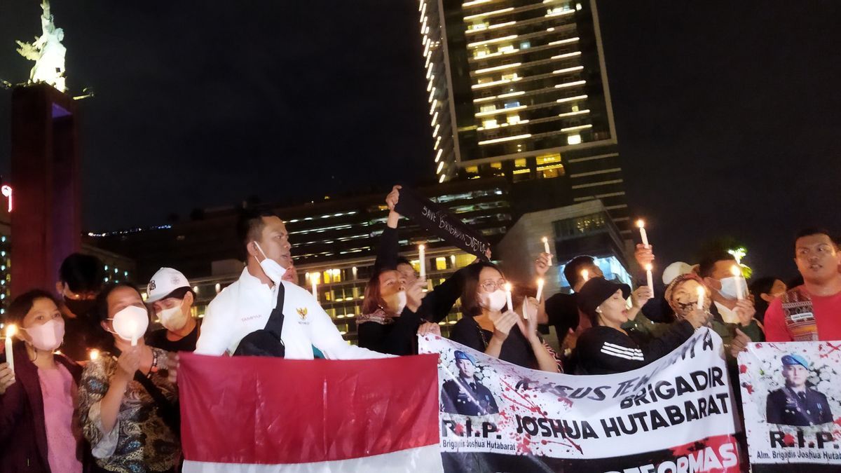 Kamaruddin Simanjuntak要求Jokowi将J准将作为英雄，这是从黑手党手中夺取国家警察的象征。