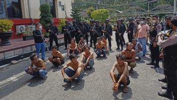 Polisi Tangkap Belasan Preman yang Resahkan Warga Medan 