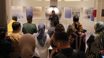 ar du Musée de la Conférence d'Asie d'Afrique titre d'exposition temporaire « Le pouvoir de la parole dans la KAA: Sketsa du comité »