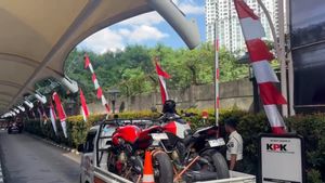 Penampakan 2 Motor Ducati Terkait OTT Wamenaker Immanuel Ebenezer yang Tiba di KPK