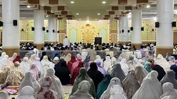 Some Acehnese Start Tarawih Prayers For Ramadan