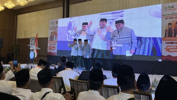 Foke Ikut Acungkan 3 Jari, Pramono Anung: Bisa Ditafsirkan Sendiri