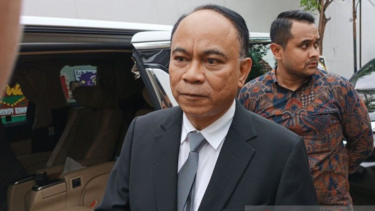 kastipidkor interrogé par la police de l’ancien ministre Budi Arie