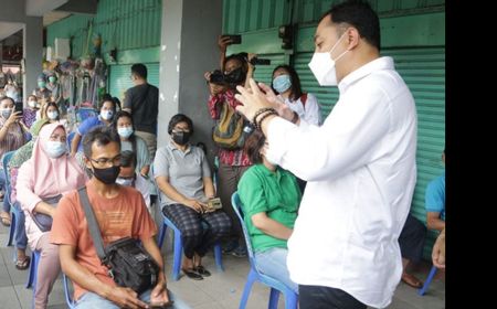 Walkot Surabaya Eri Cahyadi: Vaksin Nggak Sakit, yang Sakit itu Diberi Perhatian Lalu Ditinggalkan