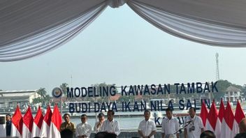 Jokowi officialise le concours de culture du poisson nila KKP à Karawang