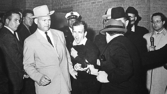 Jack Ruby Menembak Mati Penembak John F Kennedy dalam Sejarah Hari Ini 1963