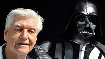 Star Wars First Darth Vader, Dave Prowse, Dies